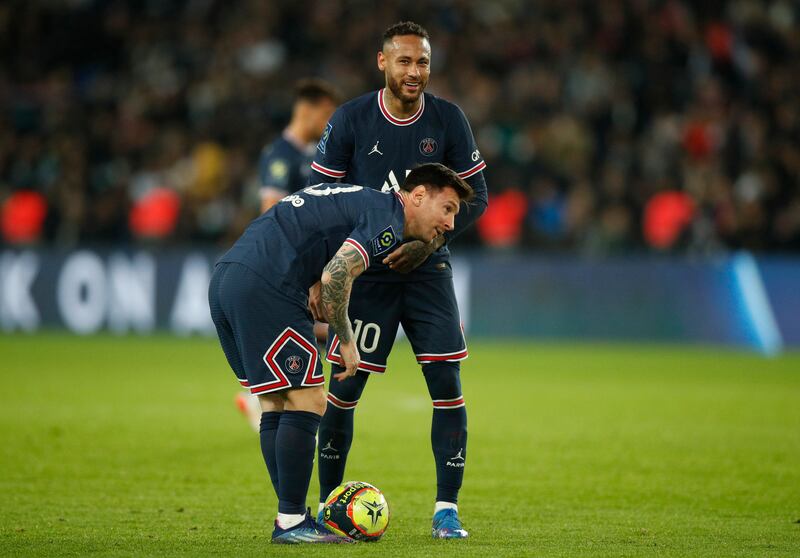 Messi (L) and Neymar during the Ligue 1 match against Lille. EPA