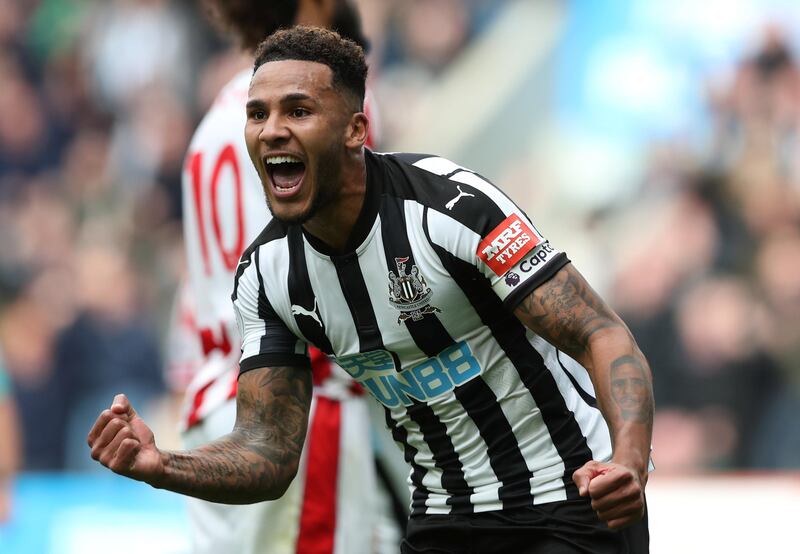 Centre-back: Jamaal Lascelles (Newcastle) – Another week, another vital goal from Newcastle’s captain, whose headed winner against Stoke took his side into the top four. Scott Heppell / Reuters