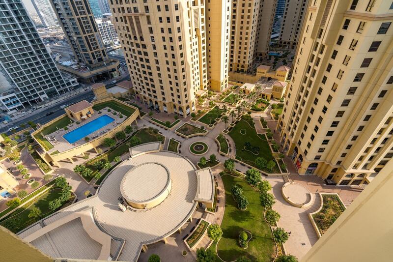 The side view encompasses other towers at JBR and Dubai Marina. Courtesy LuxuryProperty.com