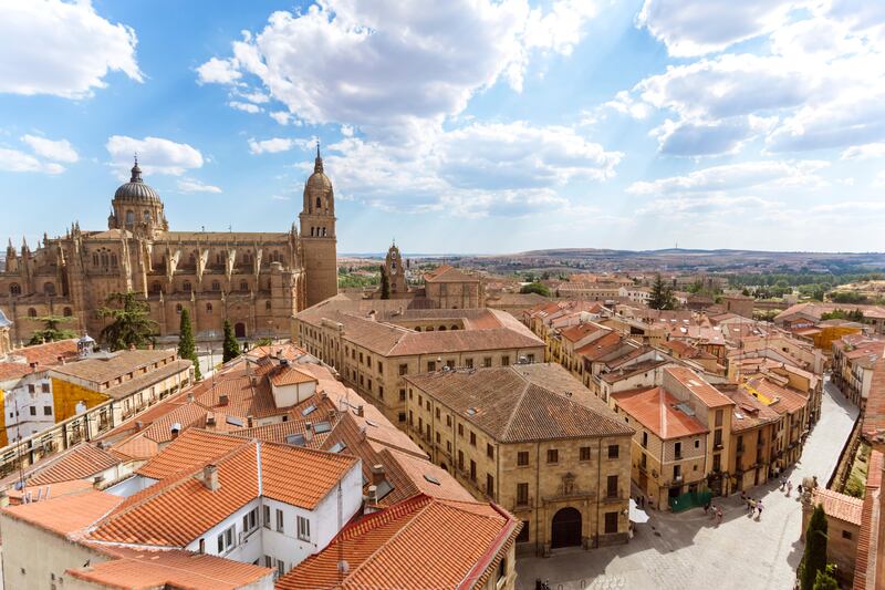 Spain, Castile and León, Salamanca. Cityscape from the top of the Iglesia de la Clerecia, with the city centre and the new cathedral (Getty Images) *** Local Caption ***  wk06ma-tr-mkop-salamanca.jpg