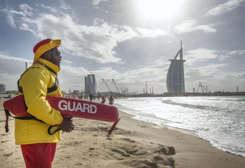 Dubai, United Arab Emirates - Cloudy and windy weather at Jumeirah open beach.  Leslie Pableo for The National