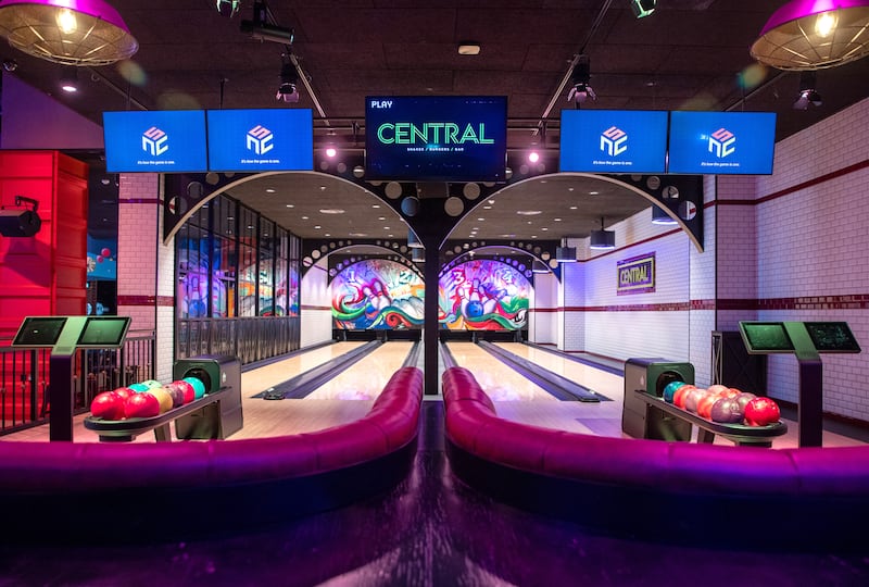 The bowling alley also has a comfortable seating area.