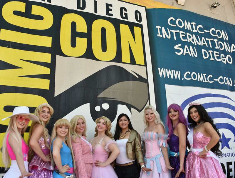 Barbie cosplayers arrive for San Diego Comic-Con. AFP