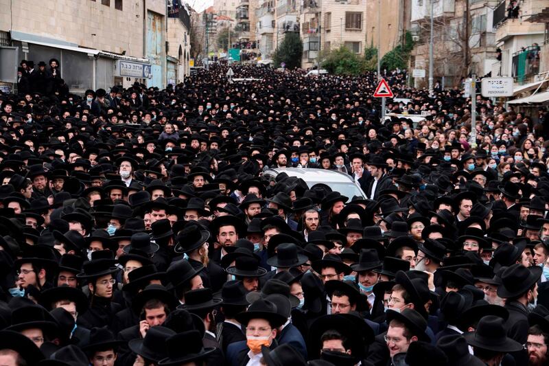 Thousands of ultra-Orthodox Jews attend the funeral procession for Rabbi Meshulam Dovid Soloveitchik. AFP