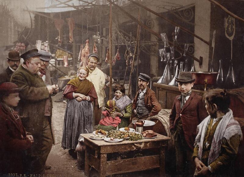 Street food in Naples, Italy, 1899. Courtesy Swiss Camera Museum.