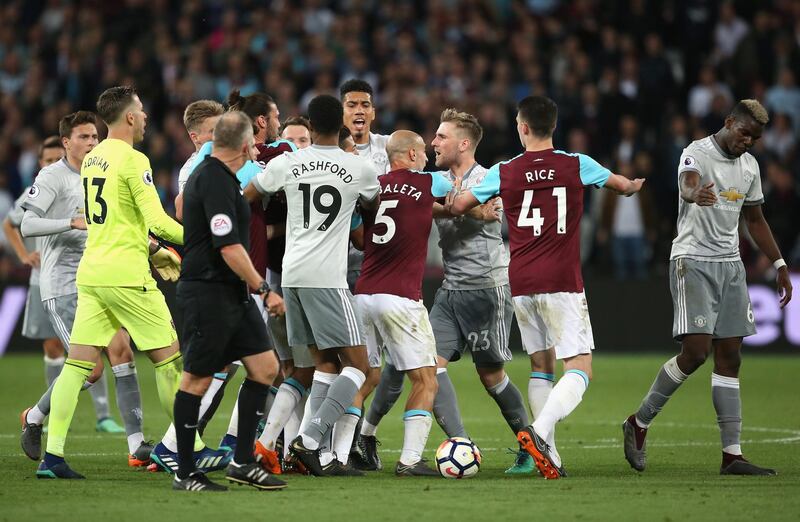 LONDON, ENGLAND - MAY 10:  The two sides clash during the Premier League match between West Ham United and Manchester United at London Stadium on May 10, 2018 in London, England.  (Photo by Alex Pantling/Getty Images)