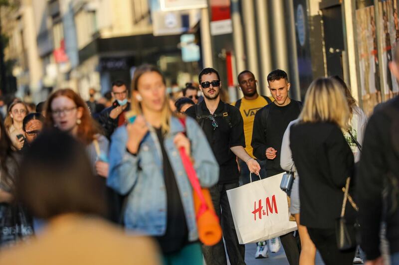 Pedestrians walk along Oxford Street in central London, U.K., on Thursday, Sep. 17, 2020. U.K. retail sales extended their recovery in August as a government initiative to boost the hospitality industry lured locked-down Britons out to the shops. Photographer: Simon Dawson/Bloomberg