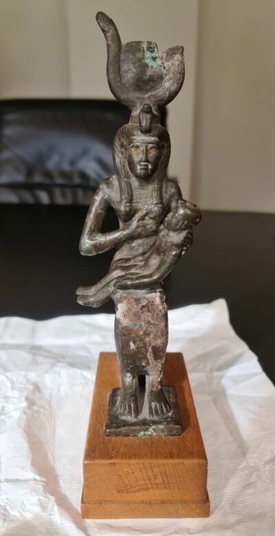 The bronze piece, which dates back to 64-332 BCE, was smuggled out of Egypt illegally. Photo: Egyptian Foreign Ministry