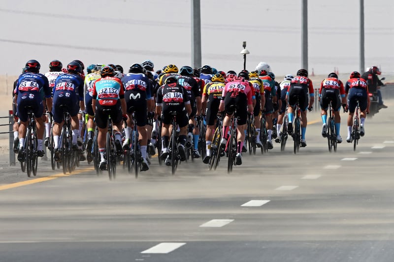 The peloton from behind. AFP