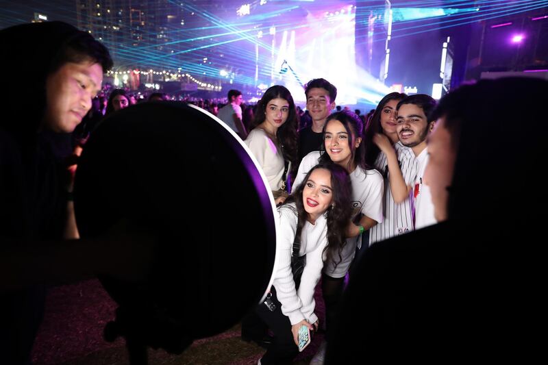DUBAI , UNITED ARAB EMIRATES , Feb 7  – 2020 :- Visitors taking their photos at the Redfest DXB held at Dubai Media City Amphitheatre in Dubai. ( Pawan Singh / The National ) For Arts & Culture. Story by Saeed 