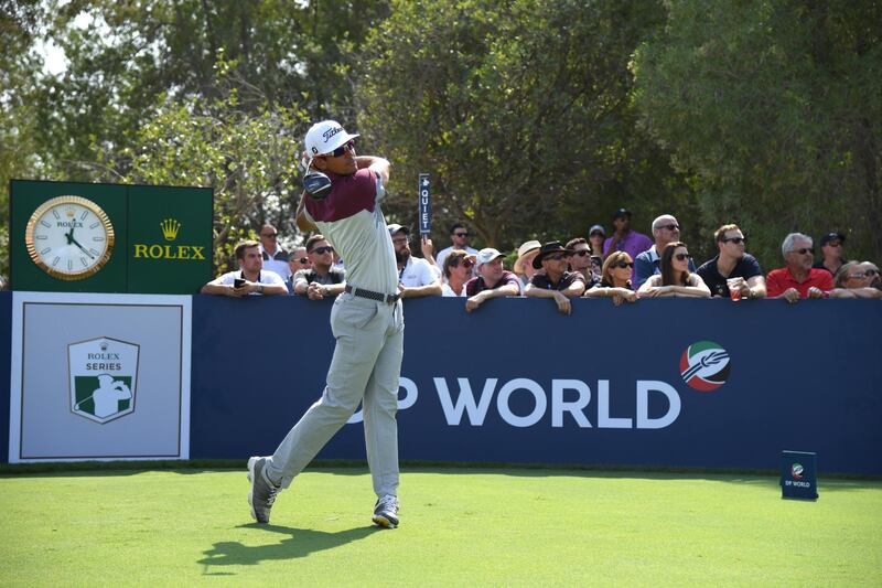 Rafa Cabrera-Bello tees off on the 18th hole during the second round of the DP World Tour Championship. Ross Kinnaird / Getty Images