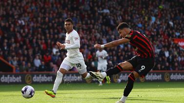 Soccer Football - Premier League - AFC Bournemouth v Manchester United - Vitality Stadium, Bournemouth, Britain - April 13, 2024 AFC Bournemouth's Dominic Solanke scores their first goal Action Images via Reuters/Matthew Childs NO USE WITH UNAUTHORIZED AUDIO, VIDEO, DATA, FIXTURE LISTS, CLUB/LEAGUE LOGOS OR 'LIVE' SERVICES.  ONLINE IN-MATCH USE LIMITED TO 45 IMAGES, NO VIDEO EMULATION.  NO USE IN BETTING, GAMES OR SINGLE CLUB/LEAGUE/PLAYER PUBLICATIONS. 