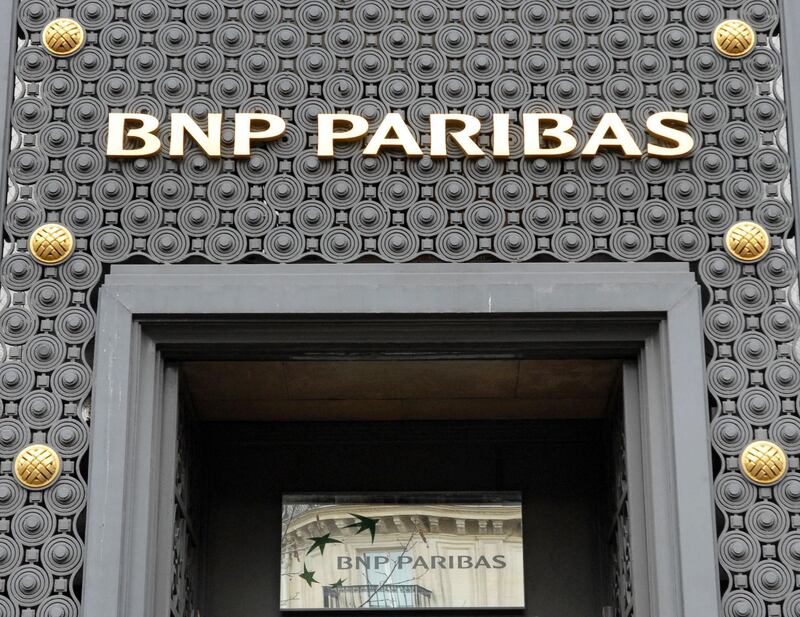 (FILES) This file photo taken on July 9, 2016 shows the facade of one of the buildings of France's top bank BNP Paribas in Paris. 
BNP Paribas have been fined some 90 million USD in the United States for taking part in manipulations of the foreign exchange market, US authorities announced on January 26, 2018. / AFP PHOTO / ERIC PIERMONT