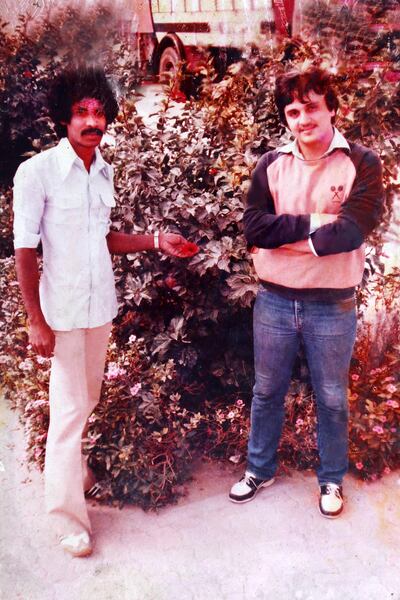 PK Vijayan, left, with Imad Al Hussain, the brother of Izam. Courtesy Nisha Ponthathil 