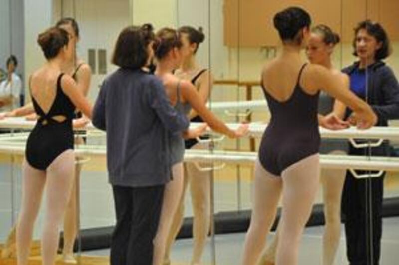 Jacquelin Barrett from the Royal Ballet School teaches with Dance Tours International.