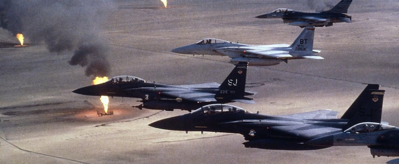 American airforce F-15 C fighters flying over a Kuwaiti oilfield which had been torched by retreating Iraqi troops during the Gulf War.   (Photo by MPI/Getty Images)