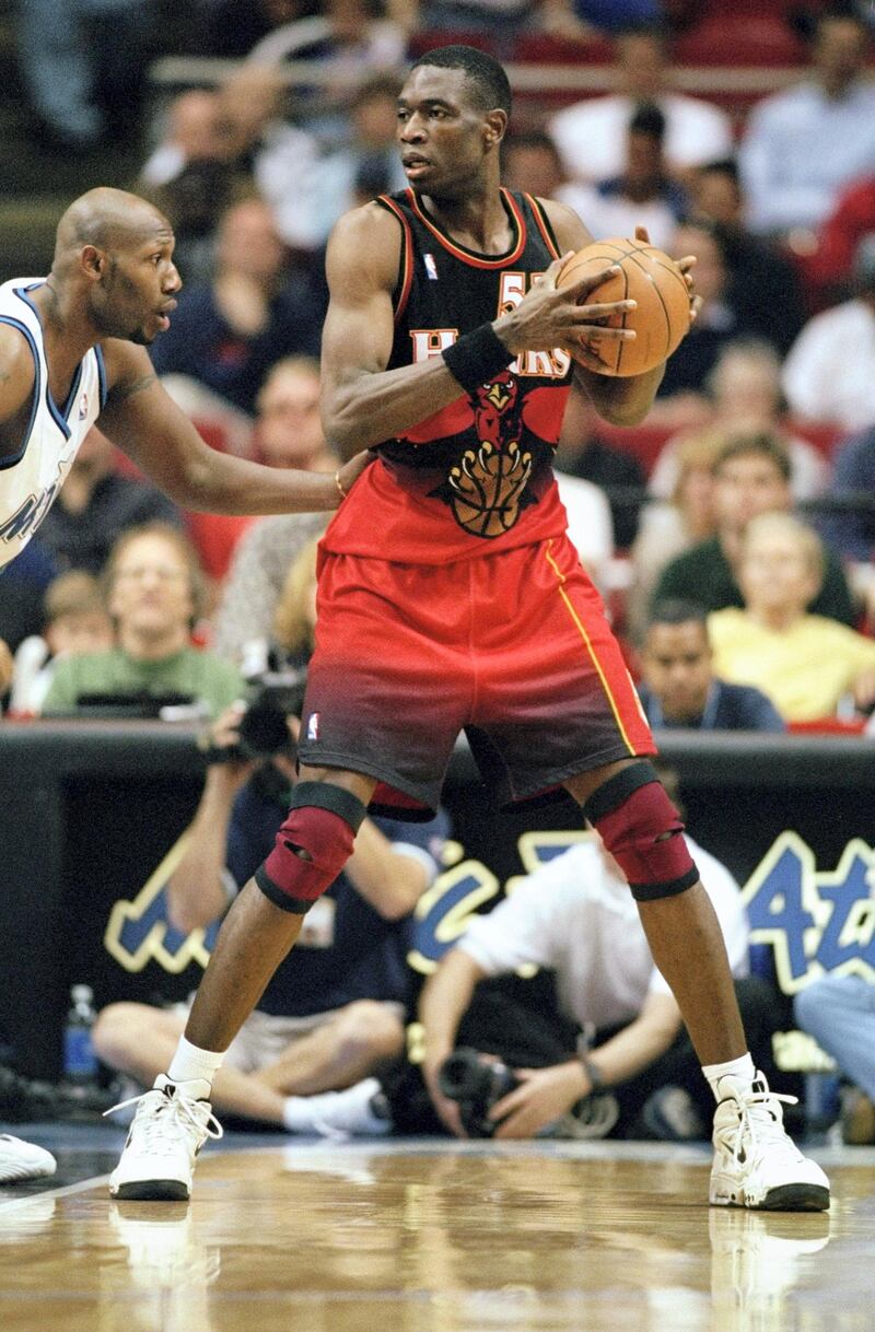 1 Mar 1999:  Dikembe Mutombo #55 of the Atlanta Hawks in action during the game against the Orlando Magic at the Orlando Arena in Orlando, Florida. The Magic defeated the Hawks 70-67.   Mandatory Credit: Andy Lyons  /Allsport