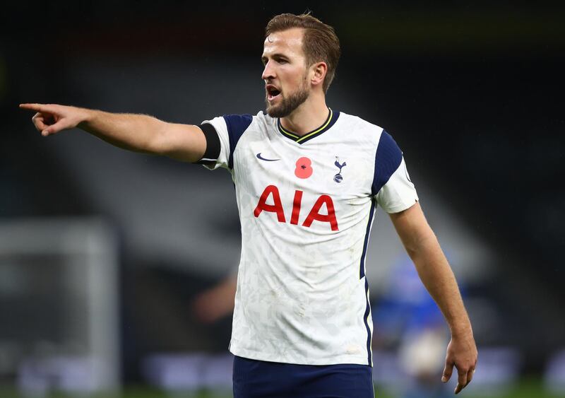 LONDON, ENGLAND - NOVEMBER 01: Harry Kane of Tottenham Hotspur reacts during the Premier League match between Tottenham Hotspur and Brighton & Hove Albion at Tottenham Hotspur Stadium on November 01, 2020 in London, England. Sporting stadiums around the UK remain under strict restrictions due to the Coronavirus Pandemic as Government social distancing laws prohibit fans inside venues resulting in games being played behind closed doors. (Photo by Julian Finney/Getty Images)