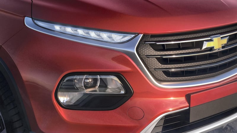 Ultra-thin headlamps on the new Groove.