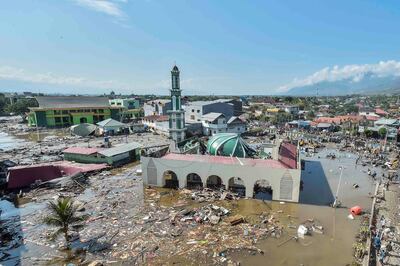 An aerial view of the Baiturrahman mosque which was hit by a tsunami, after a quake in West Palu, Central Sulawesi, Indonesia September 30, 2018 in this photo taken by Antara Foto. Antara Foto/Muhammad Adimaja/via REUTERS    ATTENTION EDITORS - THIS IMAGE HAS BEEN SUPPLIED BY A THIRD PARTY. MANDATORY CREDIT. INDONESIA OUT. NO COMMERCIAL OR EDITORIAL SALES IN INDONESIA.