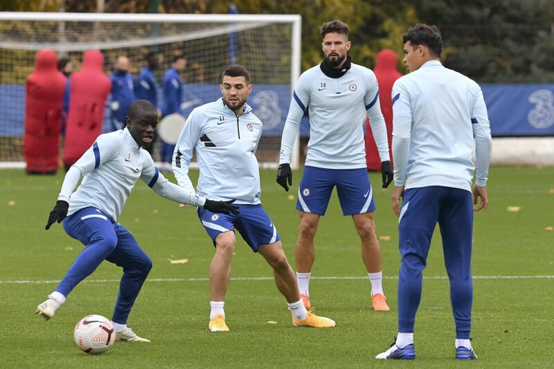 COBHAM, ENGLAND - OCTOBER 30: N'Golo Kante and Mateo Kovai of Chelsea during a training session at Chelsea Training Ground on October 30, 2020 in Cobham, United Kingdom. (Photo by Darren Walsh/Chelsea FC via Getty Images)