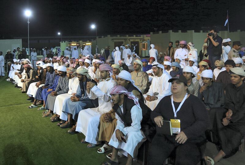 Al Dhafra, 17, Dec, 2017: Visitors listen to the poetry  at the  Al Dhafra Festival in UAE  . Satish Kumar for the National/ Story by Anna /For Shala Poetry Story