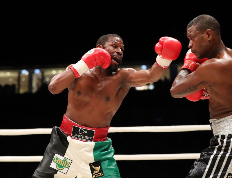 Floyd Mayweather throws a punch against Don Moore. Chris Whiteoak / The National