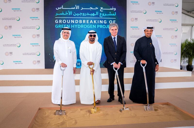 Ahmed Bin Saeed Lays the Foundation Stone for Green Hydrogen Project. WAM