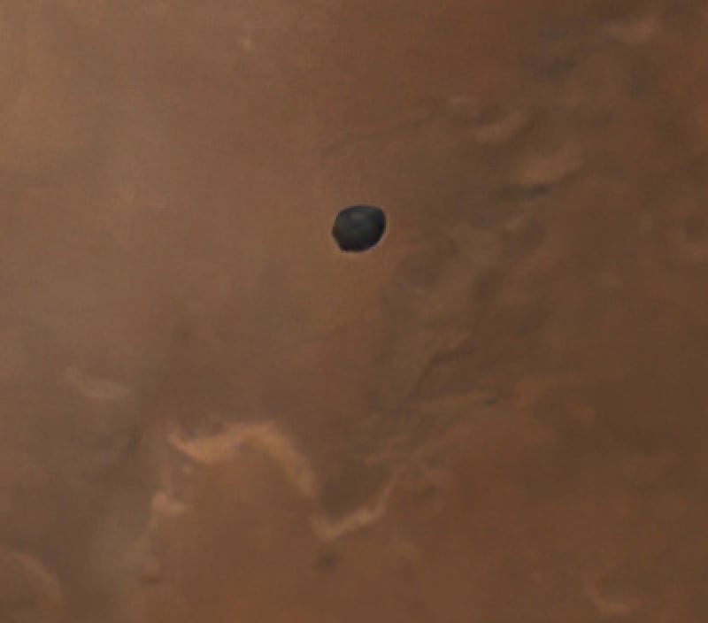 Here, Phobos is clearly visible above the Martian surface. Photo: Jason Major / Hope Mars Mission