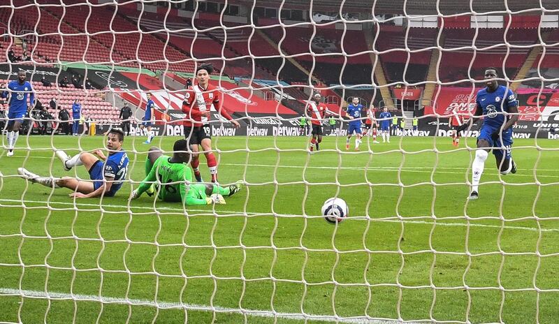 Takumi Minamino - 7: Superb feint left Mendy and Azpilicueta on their backsides before calm finish with outside of boot to put Saints ahead completely against the run of play after 33 minutes. Not much else of note from the Liverpool loan man but another goal for his new club. EPA