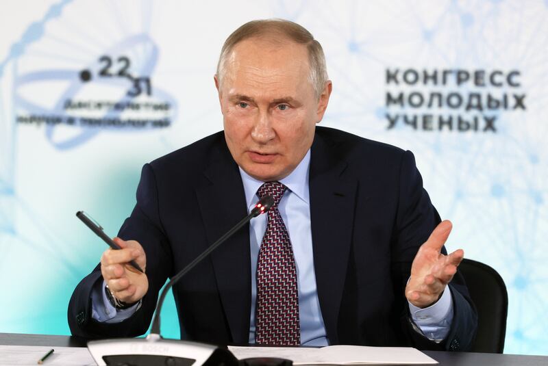 Russian President Vladimir Putin is not prepared to withdraw troops from Ukraine as a prerequisite to talks with US President Joe Biden although Kremlin officials say Moscow is open to dialogue. EPA