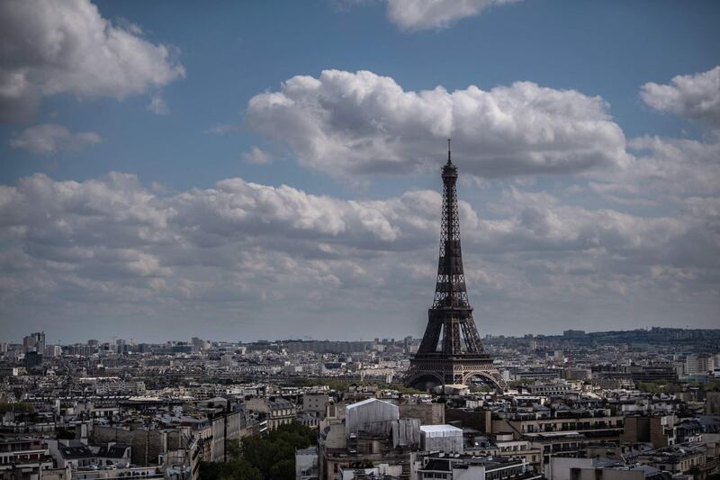 A picture shows the Eiffel Tower in Paris on May 8, 2021.   / AFP / Martin BUREAU
