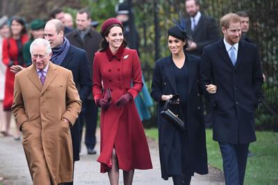 (L-R) Britain's Prince Charles, Prince of Wales, Britain's Prince William, Duke of Cambridge, Britain's Catherine, Duchess of Cambridge, Meghan, Duchess of Sussex and Britain's Prince Harry, Duke of Sussex arrive for the Royal Family's traditional Christmas Day service at St Mary Magdalene Church in Sandringham, Norfolk, eastern England, on December 25, 2018. / AFP / Paul ELLIS
