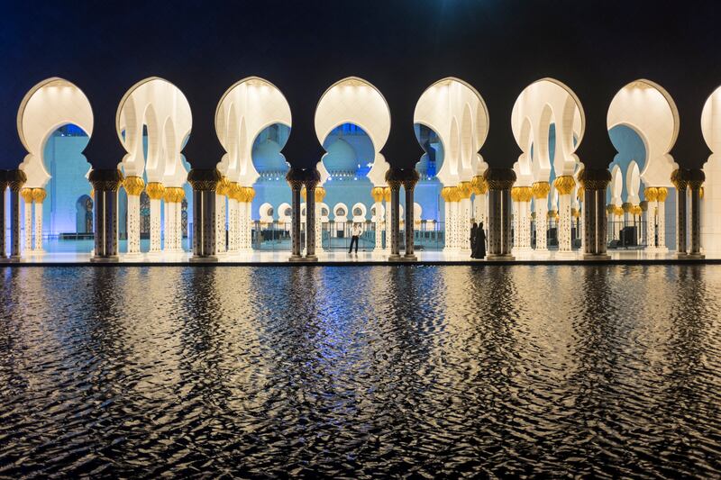 ABU DHABI, UNITED ARAB EMIRATES, JUNE 16, 2015. Sheikh Zayed Grand Mosque. Photographer: Reem Mohammed / The National *** Local Caption ***  RM_20160616_ZAYED_021.JPG