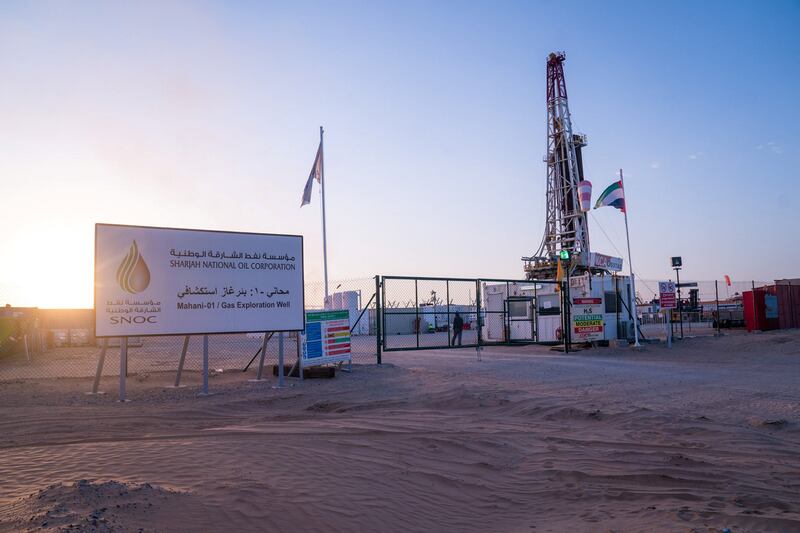 The Sharjah National Oil Corporation and its Italian partner ENI, have announced a successful new discovery of natural gas and condensate onshore at the Mahani field in Sharjah. The discovery of at Mahani-1 exploration well with flow rates of up to 50 million standard cubic feet per day comes within the first year of the partnership and represents the first onshore discovery of gas in the Emirate since the early 1980’s. Mahani-1 well was drilled at a total depth of 14,597 feet, which resulted in the discovery of gas with the associated capacitors in the formation of the Thumama. The size of the discovery will be estimated in time in light of expectations for further evaluation and development. Courtesy: Sharjah Government Media Bureau