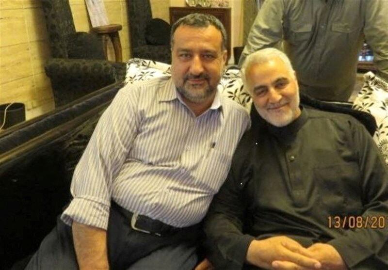 Senior adviser for Iran's Islamic Revolutionary Guard Corps, Razi Mousavi, with late Iranian General Qassem Suleimani. Reuters