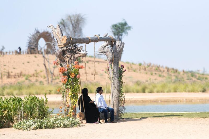 DUBAI, UNITED ARAB EMIRATES - JANUARY 1, 2019. 

Families and friends on the first day of the new year at Al Qudra Love lake.

(Photo by Reem Mohammed/The National)

Reporter: 
Section:  NA STANDALONE