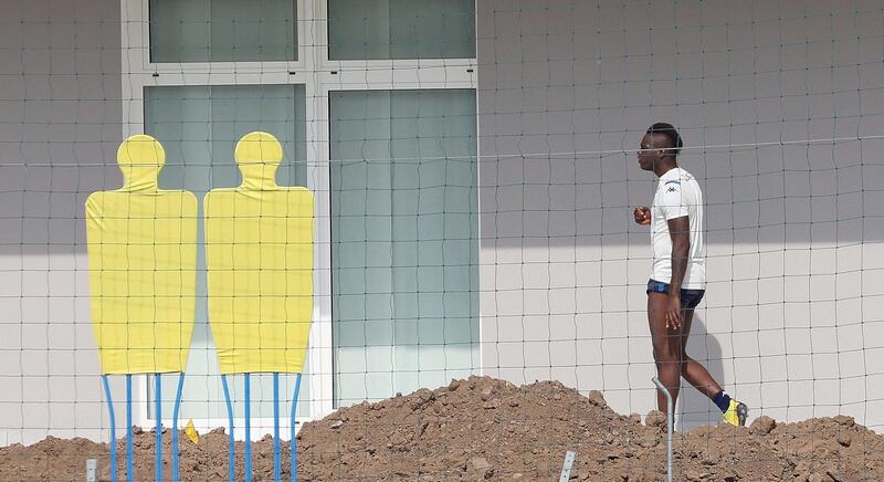 Mario Balotelli arrives for his first training session during the coronavirus pandemic at the Torbole Sports Center. EPA