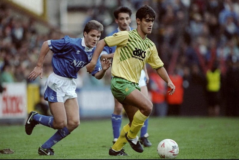28 Oct 1989:  Malcolm Allen of Norwich City gets beats the tackle from John Ebbrell of Everton during the Barclays League Division One match played at Carrow Road in Norwich, England. The match ended in a 1-1 draw. \ Mandatory Credit: Dan  Smith/Allsport/Getty Images