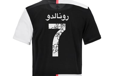 Juventus have revealed the world’s first-ever football shirt to feature traditional Arabic calligraphy, designed in collaboration with renowned Saudi-Moroccan calligraphy artist, Shaker Kashgari and adidas. Courtesy Juventus.com