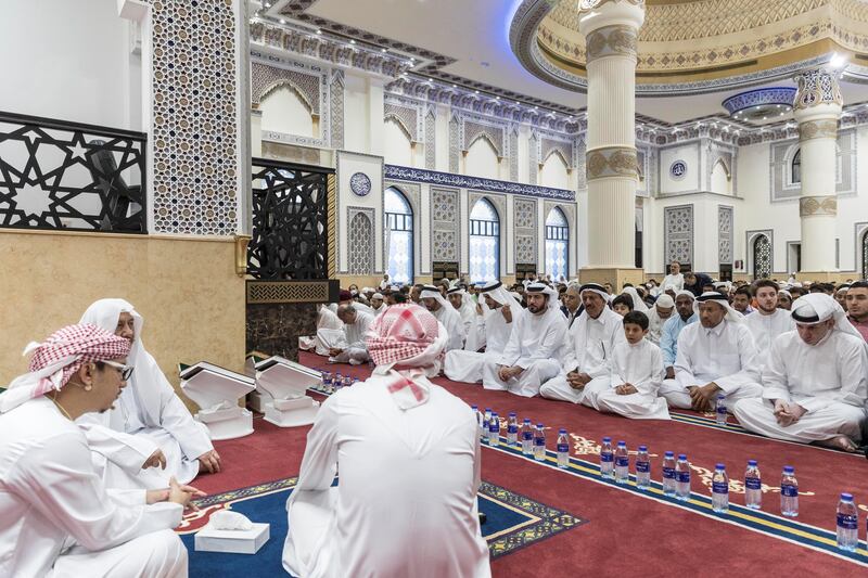 DUBAI, UNITED ARAB EMIRATES. 01 September 2017. Eid Al Adha morning prayers at the Al Farooq Omar bin Al Kahttab Mosque in Al Safa. (Photo: Antonie Robertson/The National) Journalist: None. Section: National.