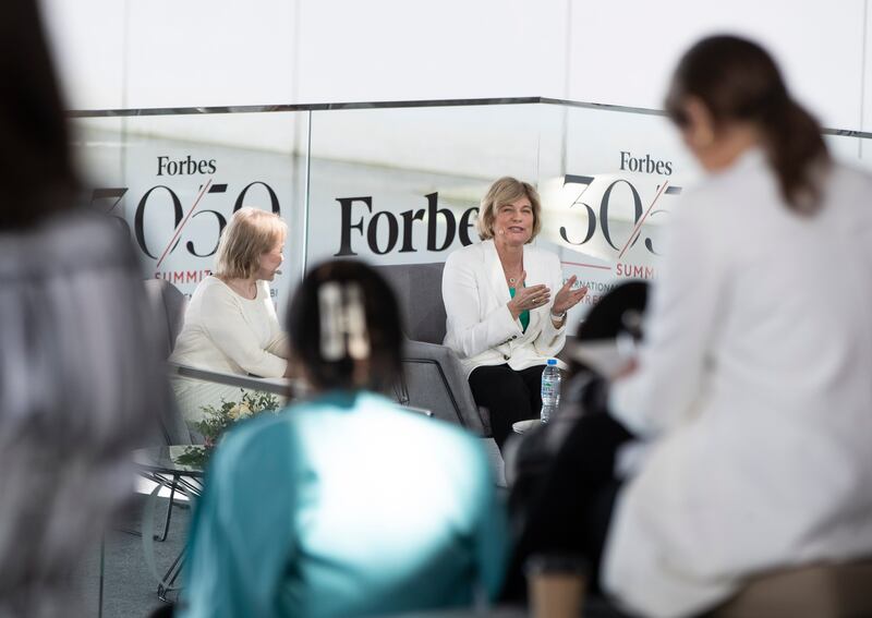 (L-R) Diane Brady, assistant managing editor at Forbes with Jenny Johnson, president and chief executive of Franklin Templeton.