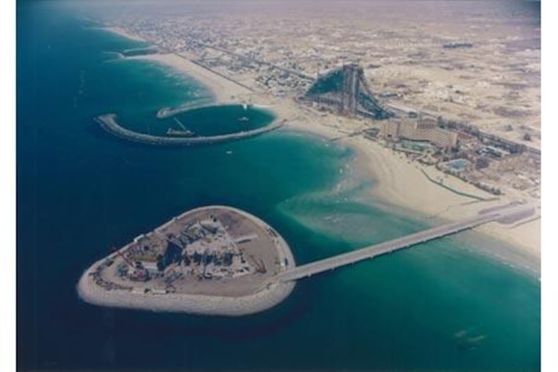 The Burj Al Arab being built in January 1996. The hotel opened a few years later.