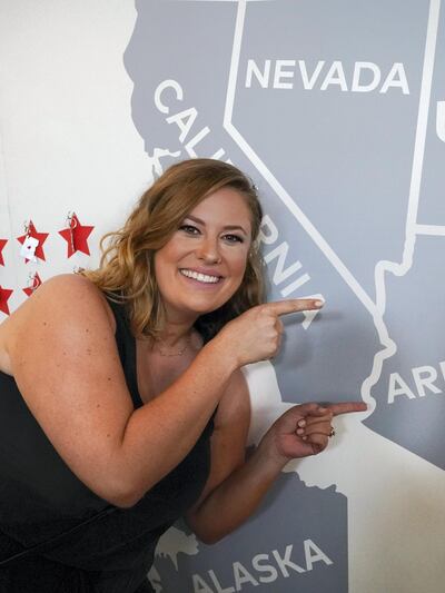 Arizona bride points to her state.