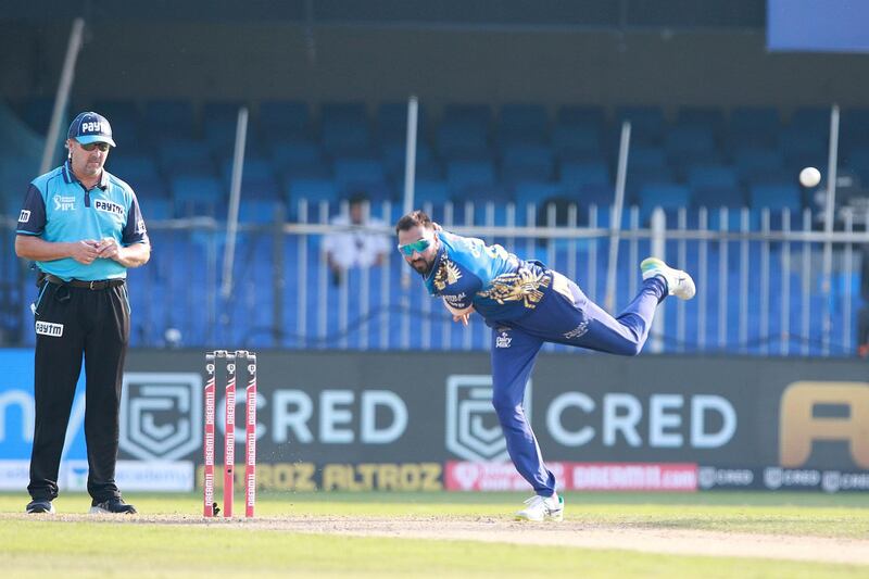 Krunal Pandya of Mumbai Indians  bowls during match 17 of season 13 of the Indian Premier League (IPL ) between the Mumbai Indians  and the Sunrisers Hyderabad held at the Sharjah Cricket Stadium, Sharjah in the United Arab Emirates on the 4th October 2020.  Photo by: Rahul Gulati  / Sportzpics for BCCI