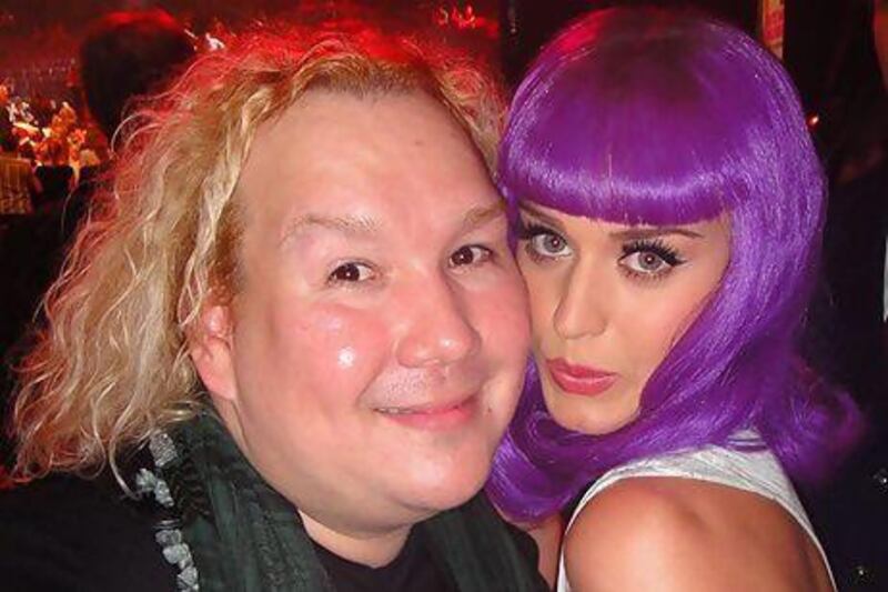 Designer Furne One meeting Katy Perry for the first time on the set of Heidi Klum's Germany's Next Top Model.

Photo Courtesy Furne One