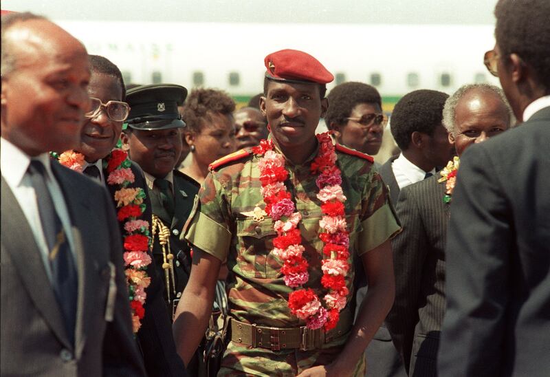 Sankara arrives in Harare, Zimbabwe for a summit of non-aligned countries, 1986. AFP