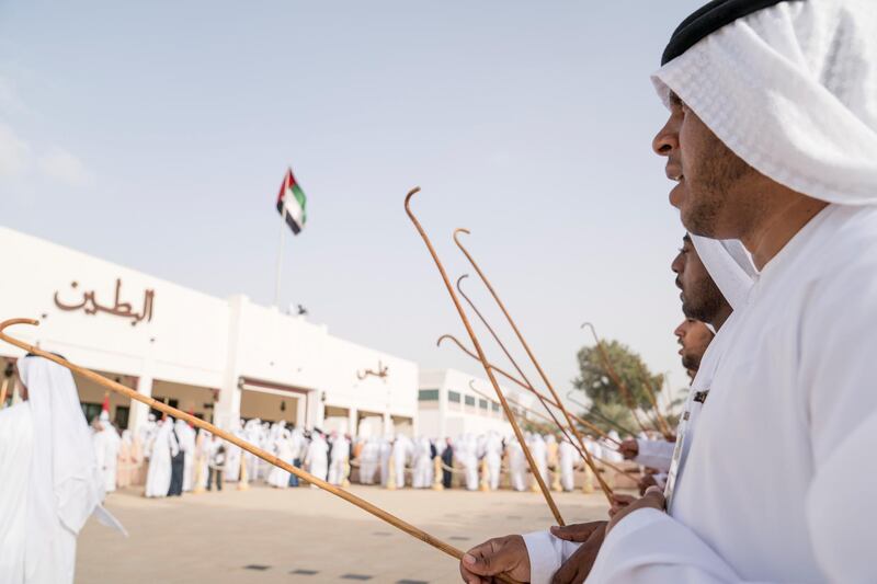 ABU DHABI, UNITED ARAB EMIRATES - January 21, 2018: A traditional dance is performed during the mass wedding reception, at Majlis Al Bateen.
( Hamad Al Kaabi / Crown Prince Court - Abu Dhabi )
—