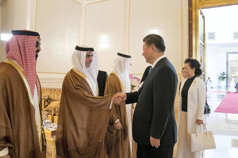 ABU DHABI, UNITED ARAB EMIRATES - July 19, 2018: HH Lt General Sheikh Saif bin Zayed Al Nahyan, UAE Deputy Prime Minister and Minister of Interior (3rd L) greets HE Xi Jinping, President of China (R), during a reception held at the Presidential Airport. Seen with HH Sheikh Tahnoon bin Zayed Al Nahyan, UAE National Security Advisor (L) and Peng Liyuan, First Lady of China (back R).

( Mohamed Al Hammadi / Crown Prince Court - Abu Dhabi )
---