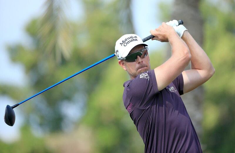 DUBAI, UNITED ARAB EMIRATES - FEBRUARY 03:  Henrik Stenson of Sweden in action during the pro-am as a preview for the 2016 Omega Dubai Desert Classic on the Majlis Course at the Emirates Golf Club on February 3, 2016 in Dubai, United Arab Emirates.  (Photo by David Cannon/Getty Images)